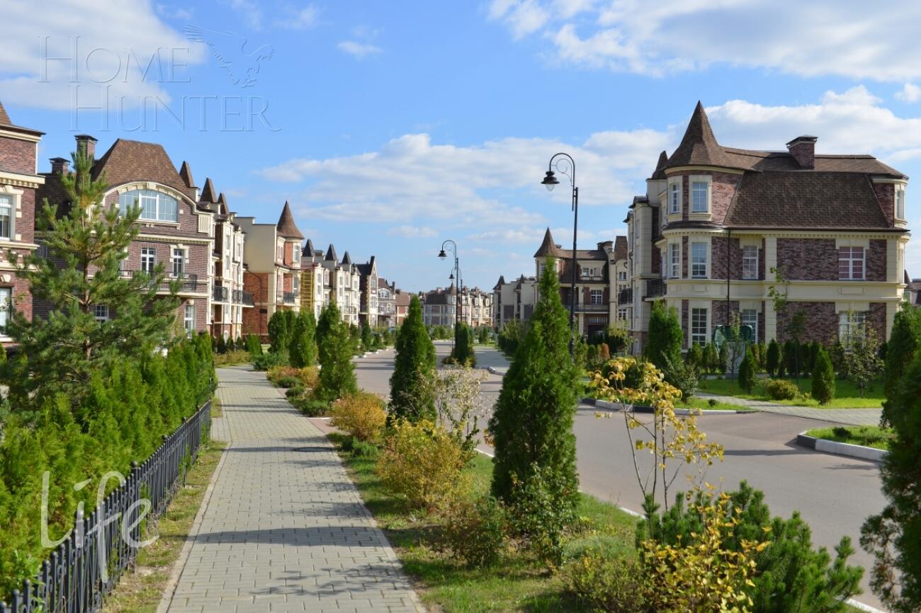 2-этажный таунхаус 350 м² с отделкой