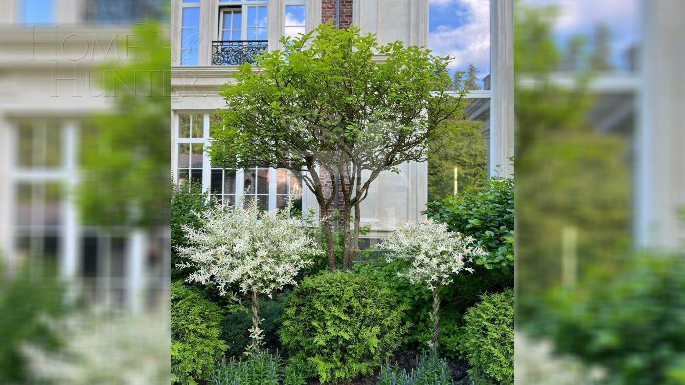 2-этажный коттедж 2 327 м² без отделки