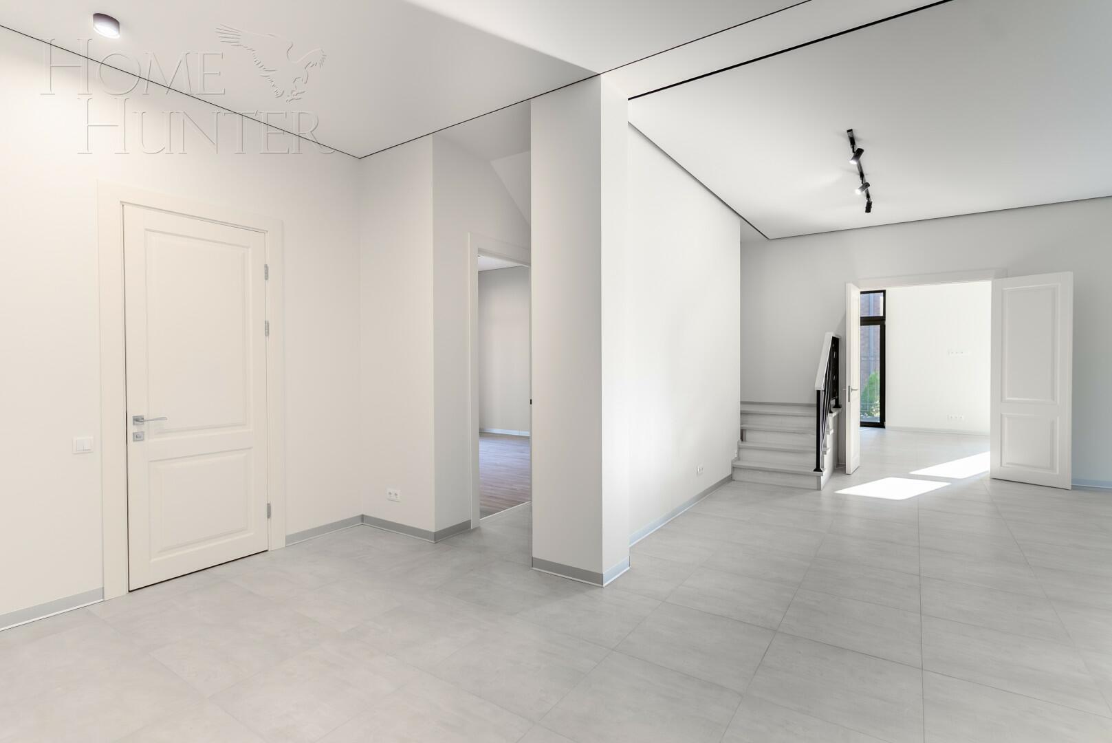 2-этажный коттедж 540 м² с отделкой