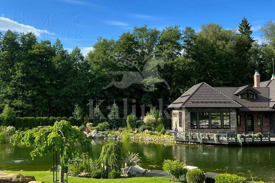 2-этажный коттедж 2 327 м² без отделки