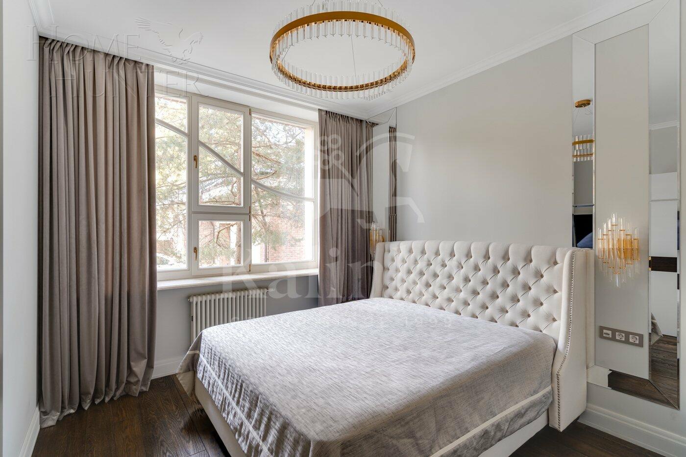 2-этажный коттедж 1 214 м² с отделкой