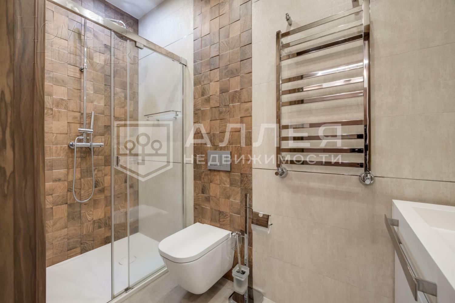 2-этажный коттедж 330 м² с отделкой