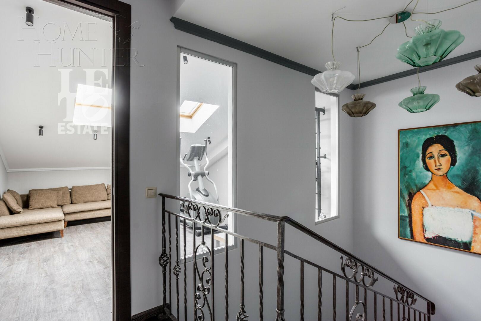 2-этажный таунхаус 440 м² с отделкой