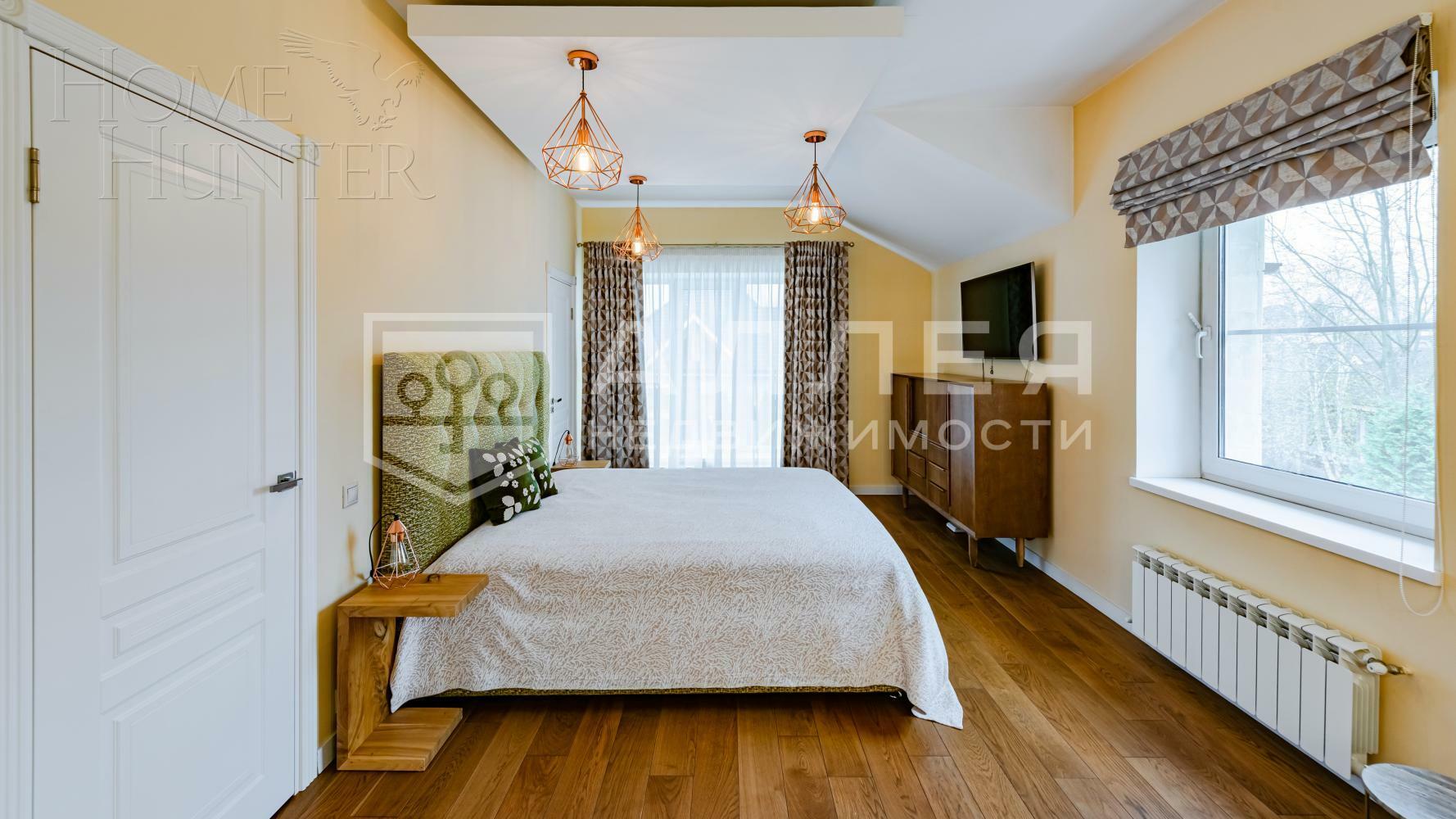 3-этажный коттедж 287 м² с отделкой