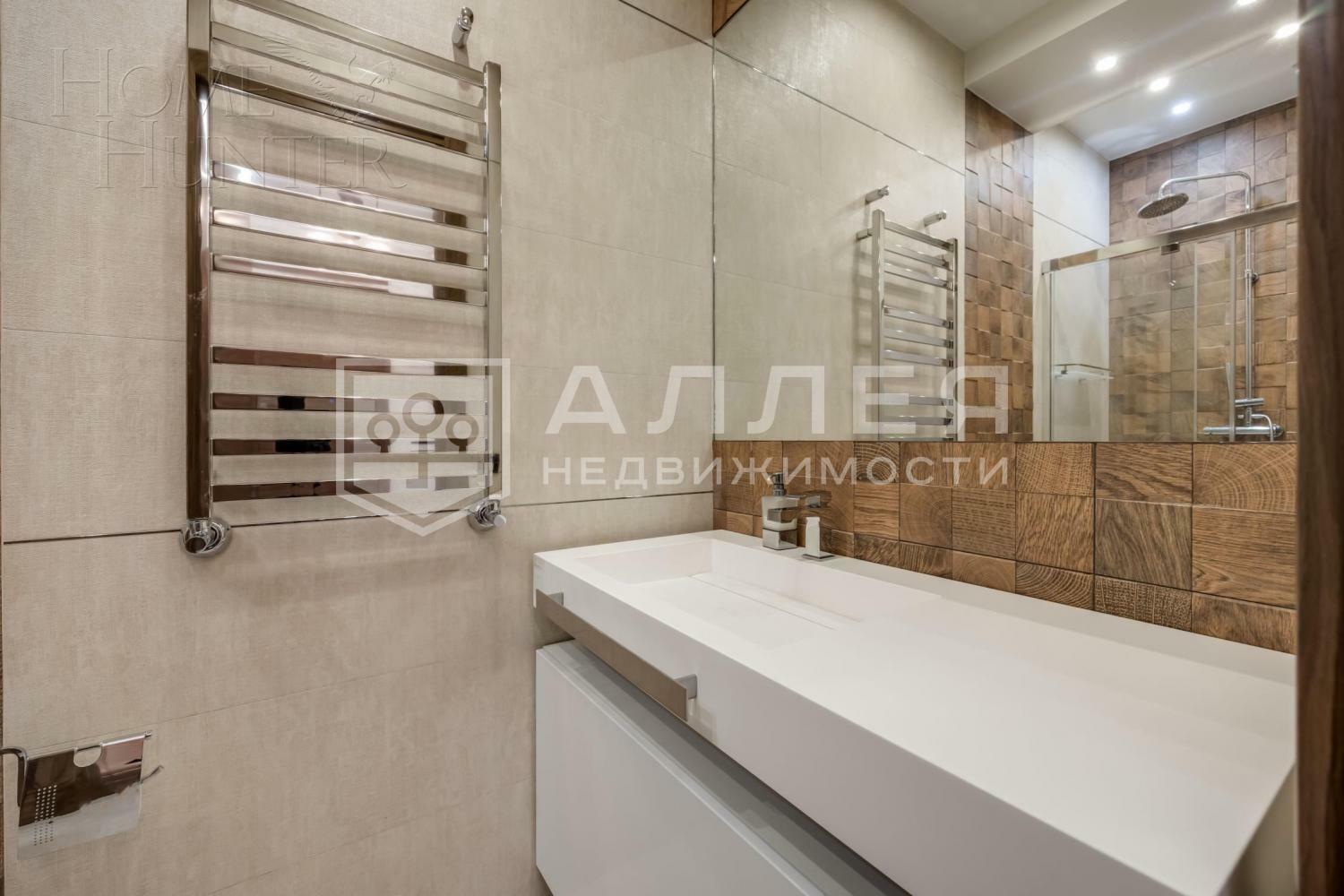 2-этажный коттедж 330 м² с отделкой