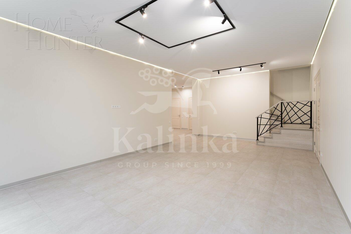 2-этажный коттедж 540 м² с отделкой