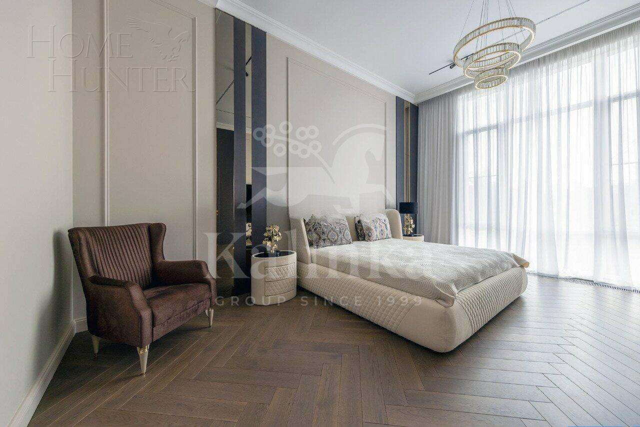 2-этажный коттедж 300 м² с отделкой