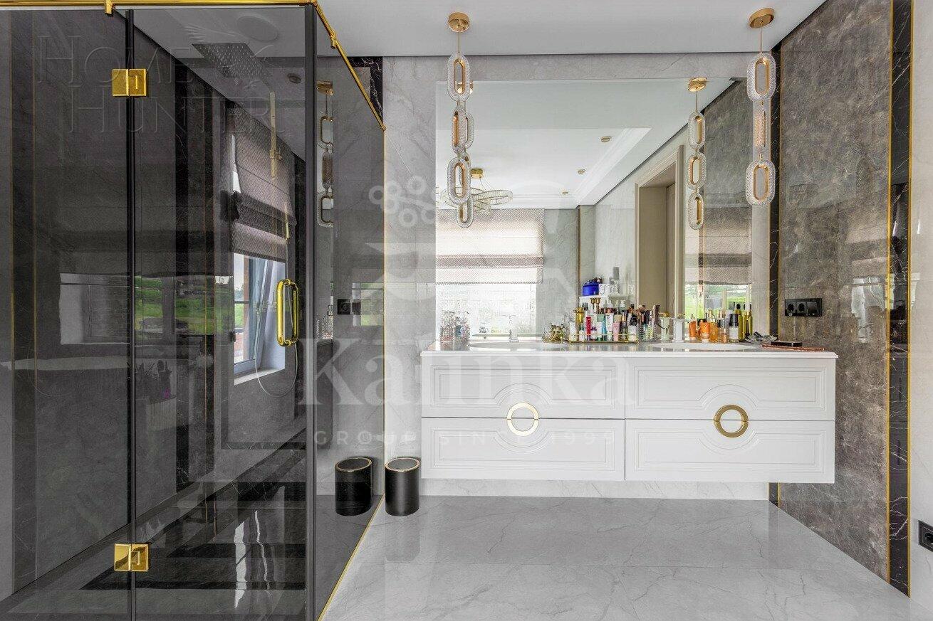 2-этажный коттедж 300 м² с отделкой