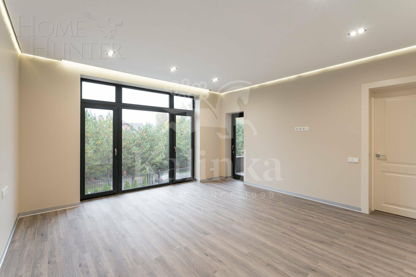 2-этажный коттедж 540 м² с отделкой