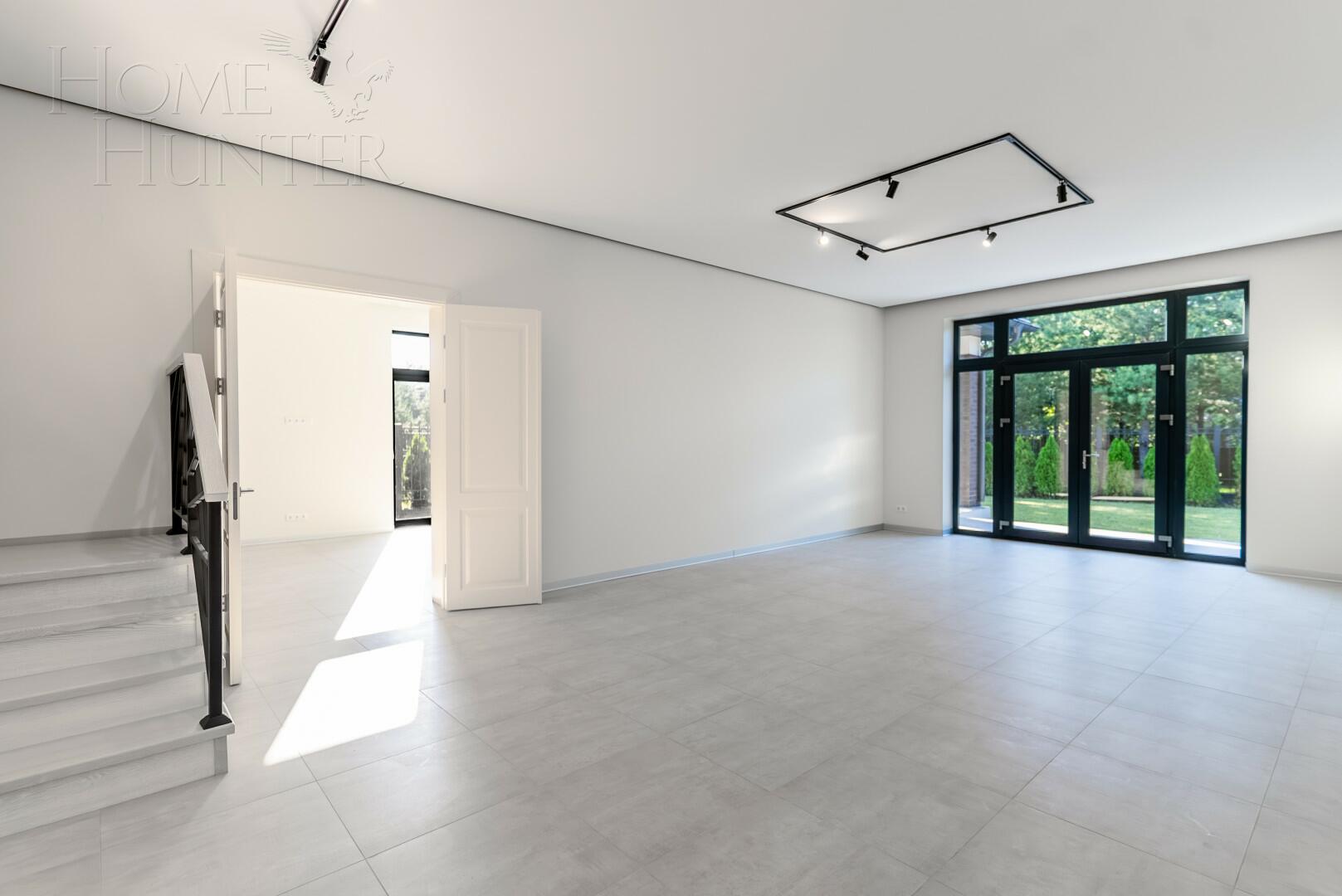 2-этажный коттедж 540 м² с отделкой