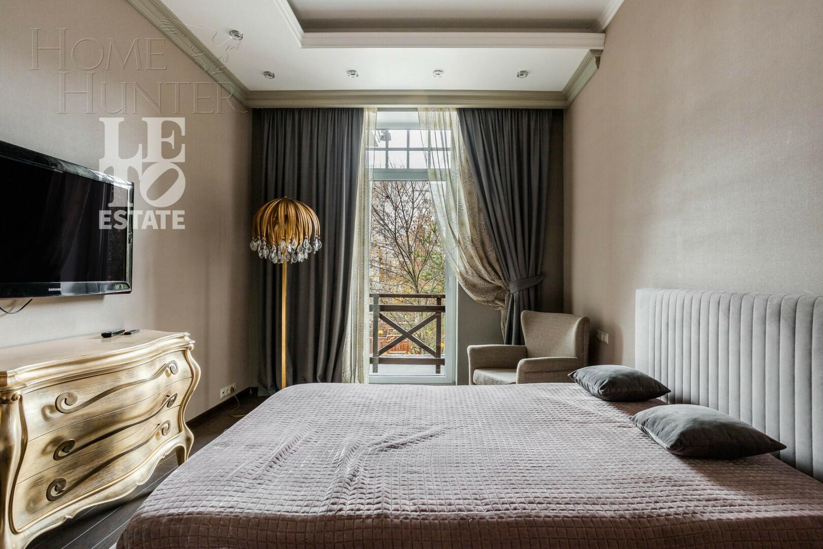 2-этажный таунхаус 440 м² с отделкой