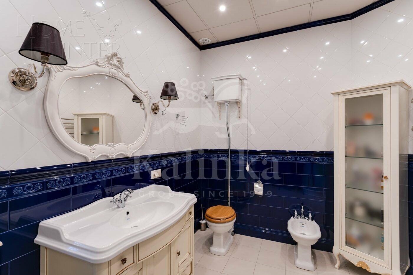 2-этажный коттедж 1 214 м² с отделкой