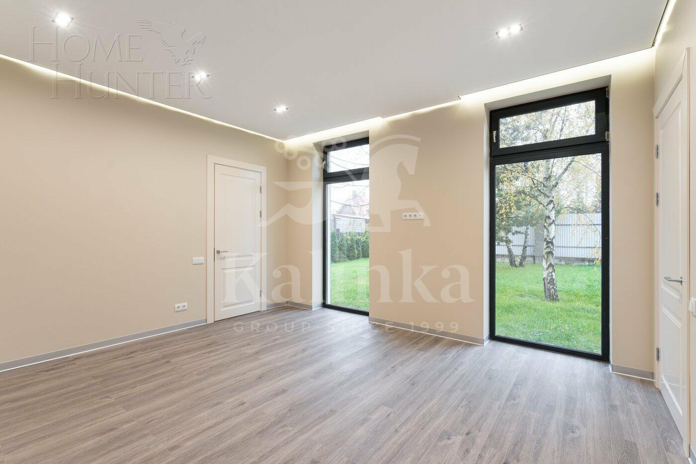 2-этажный коттедж 540 м² с отделкой