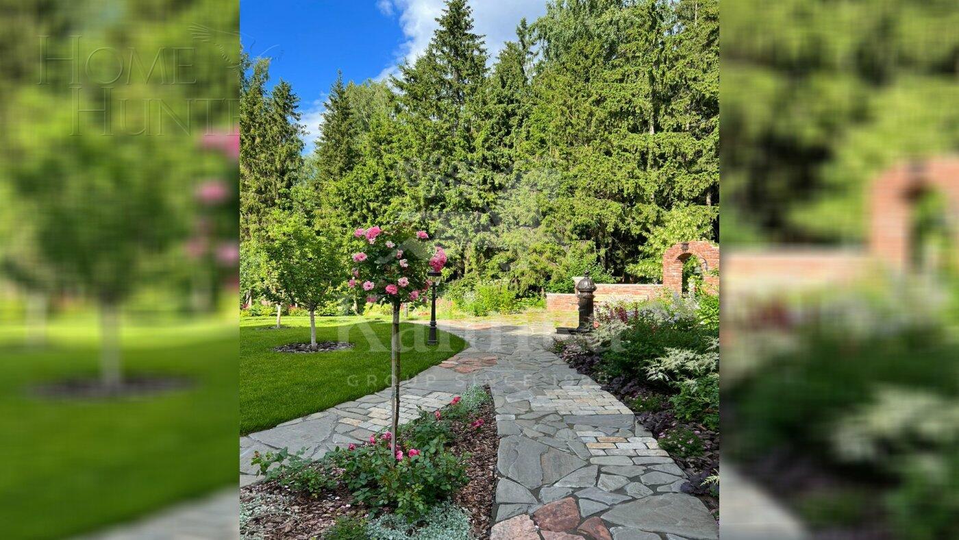 2-этажный коттедж 2 327 м² без отделки