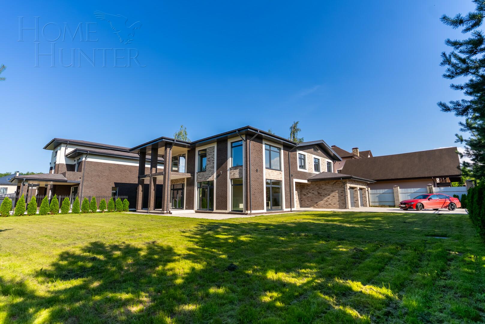 2-этажный коттедж 484.1 м² с отделкой