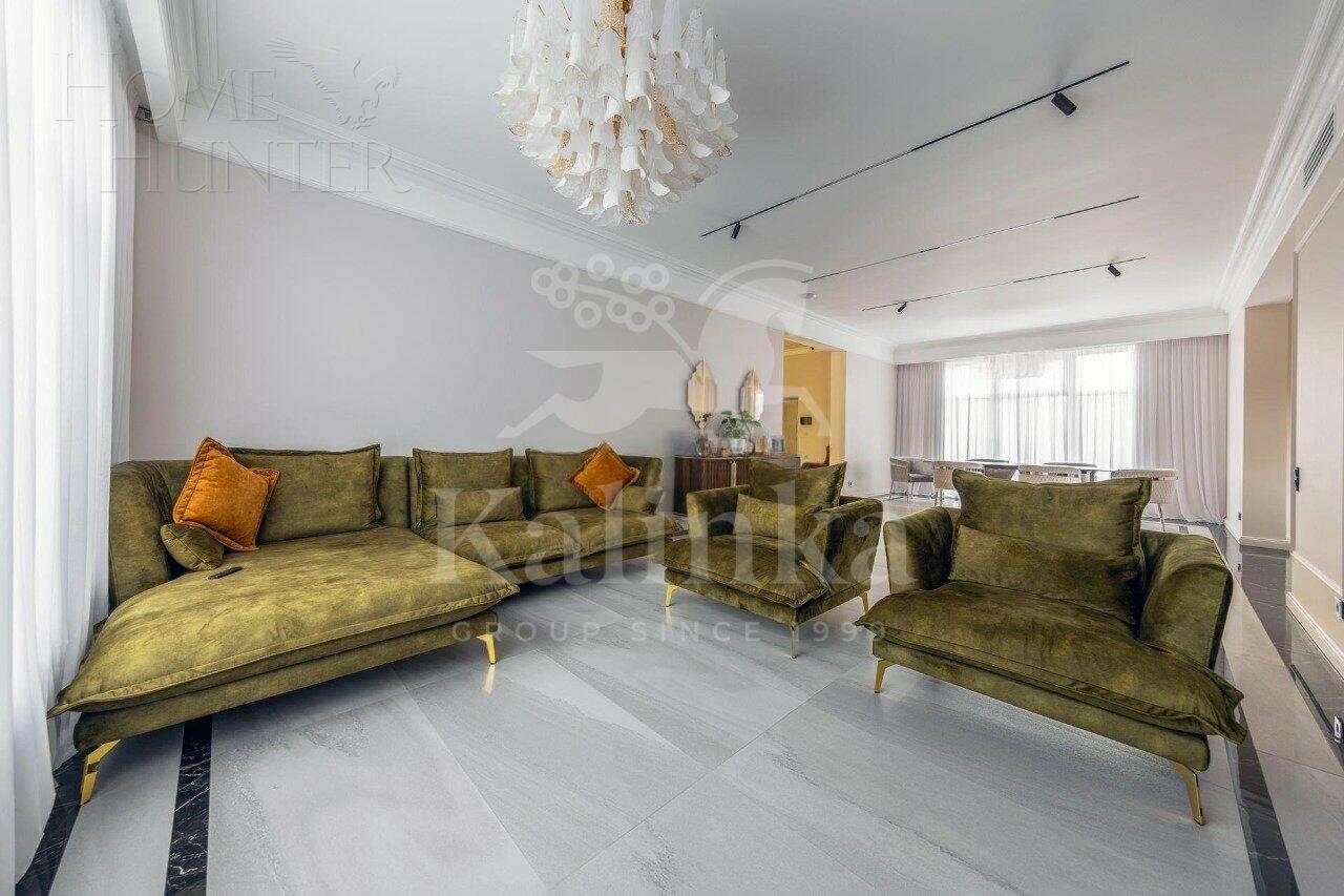 2-этажный коттедж 300 м² с отделкой