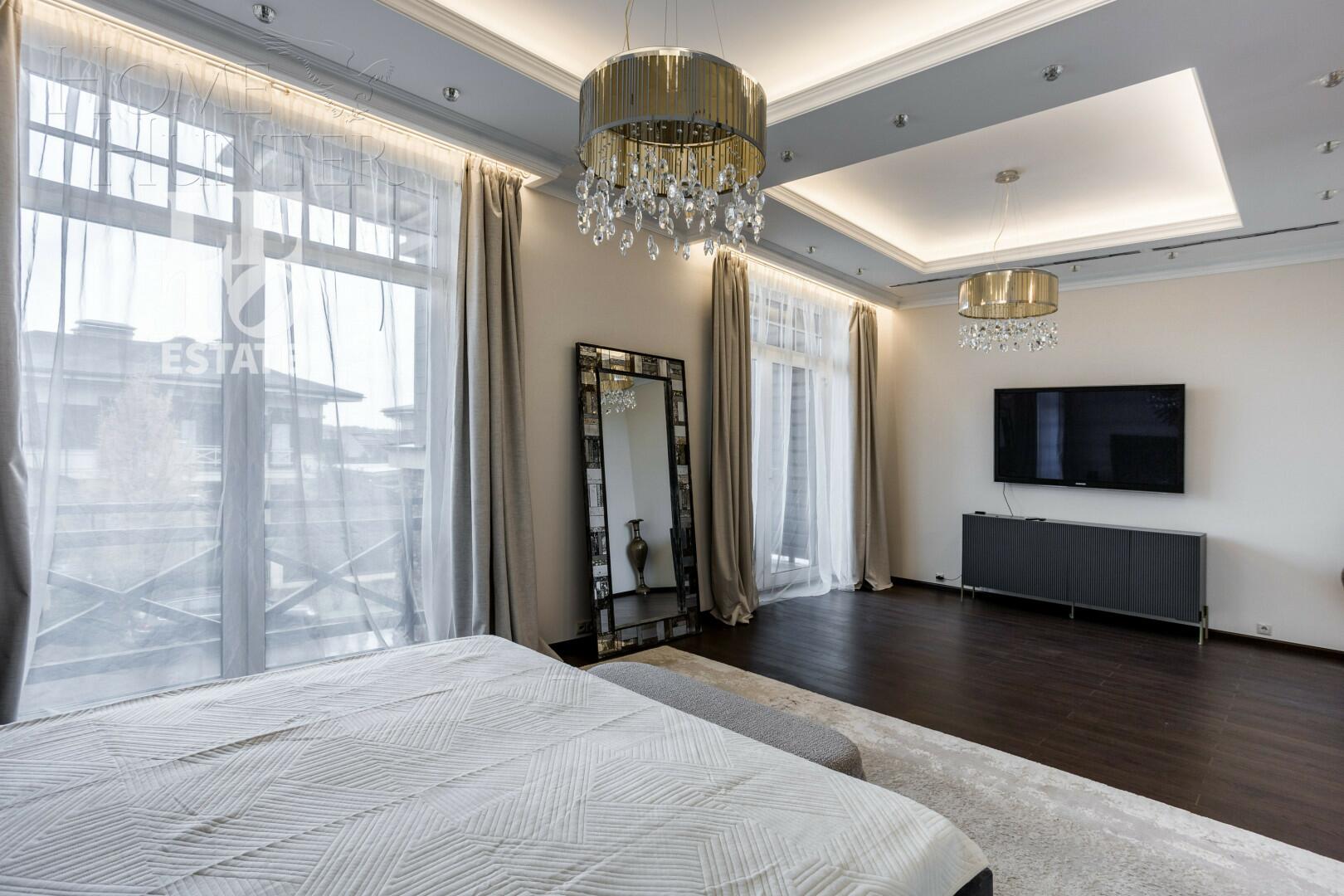 2-этажный таунхаус 440 м² с отделкой