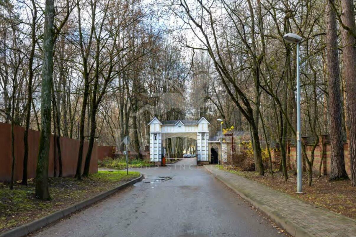 Участок 123 сот. в охраняемом поселке