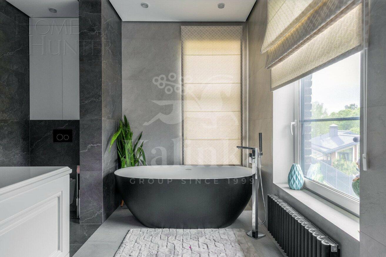 2-этажный коттедж 300 м² с отделкой