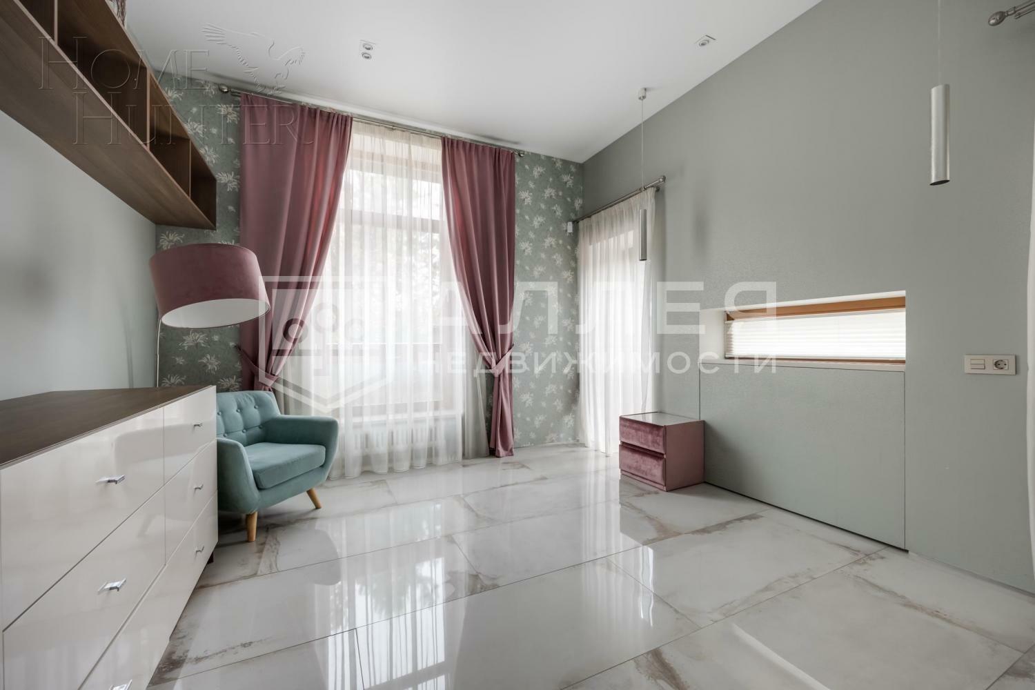 2-этажный коттедж 330 м² с отделкой