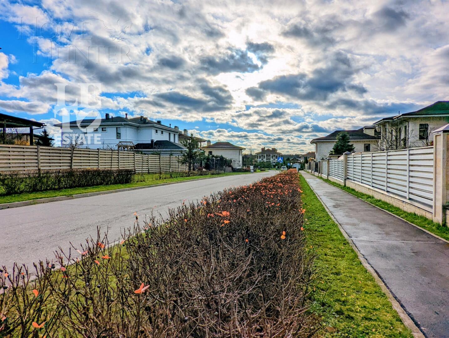 2-этажный таунхаус 440 м² с отделкой