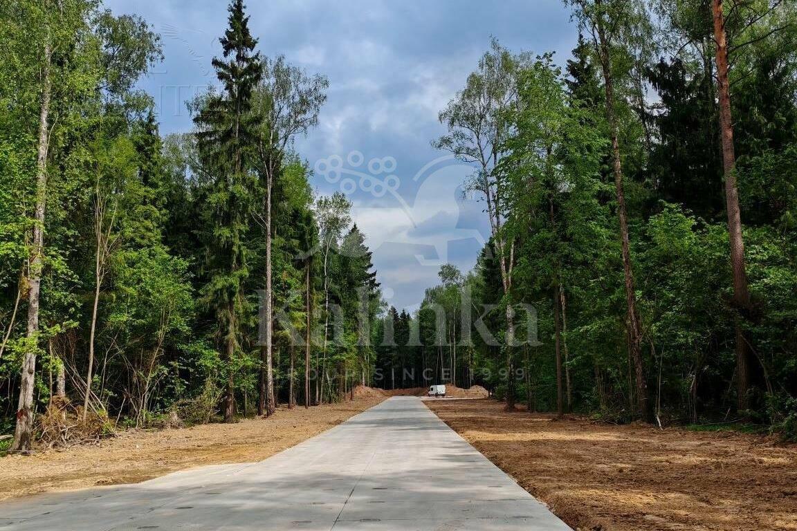 Участок 291.3 сот. в охраняемом поселке