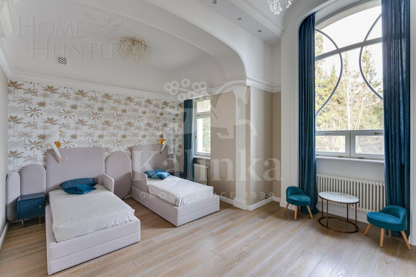 2-этажный коттедж 1 214 м² с отделкой