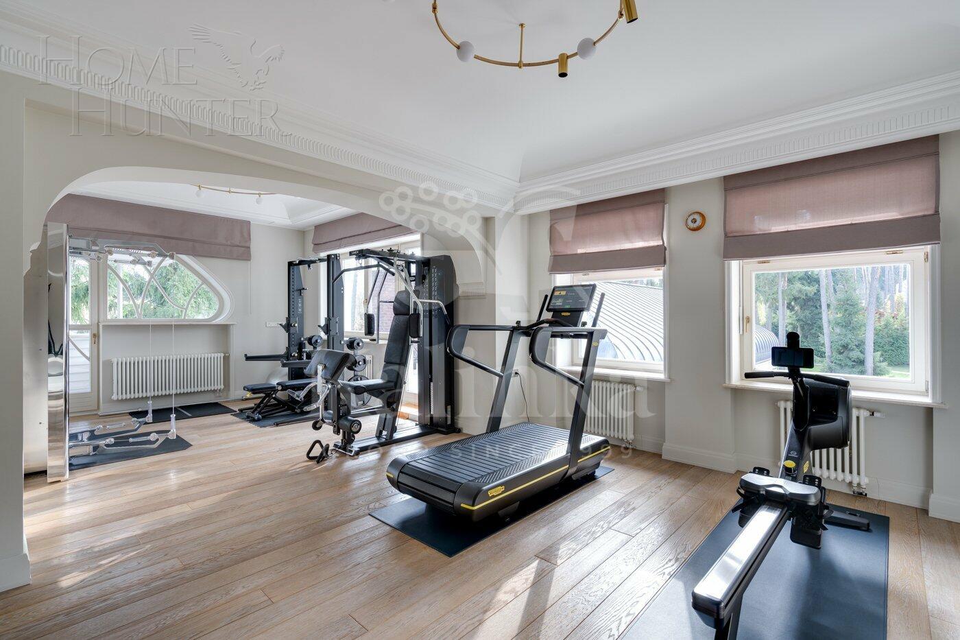 2-этажный коттедж 1 214 м² с отделкой