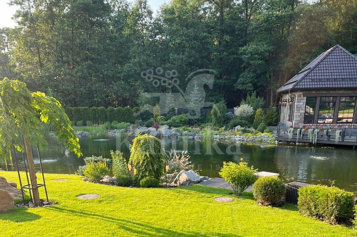 2-этажный коттедж 2 327 м² без отделки