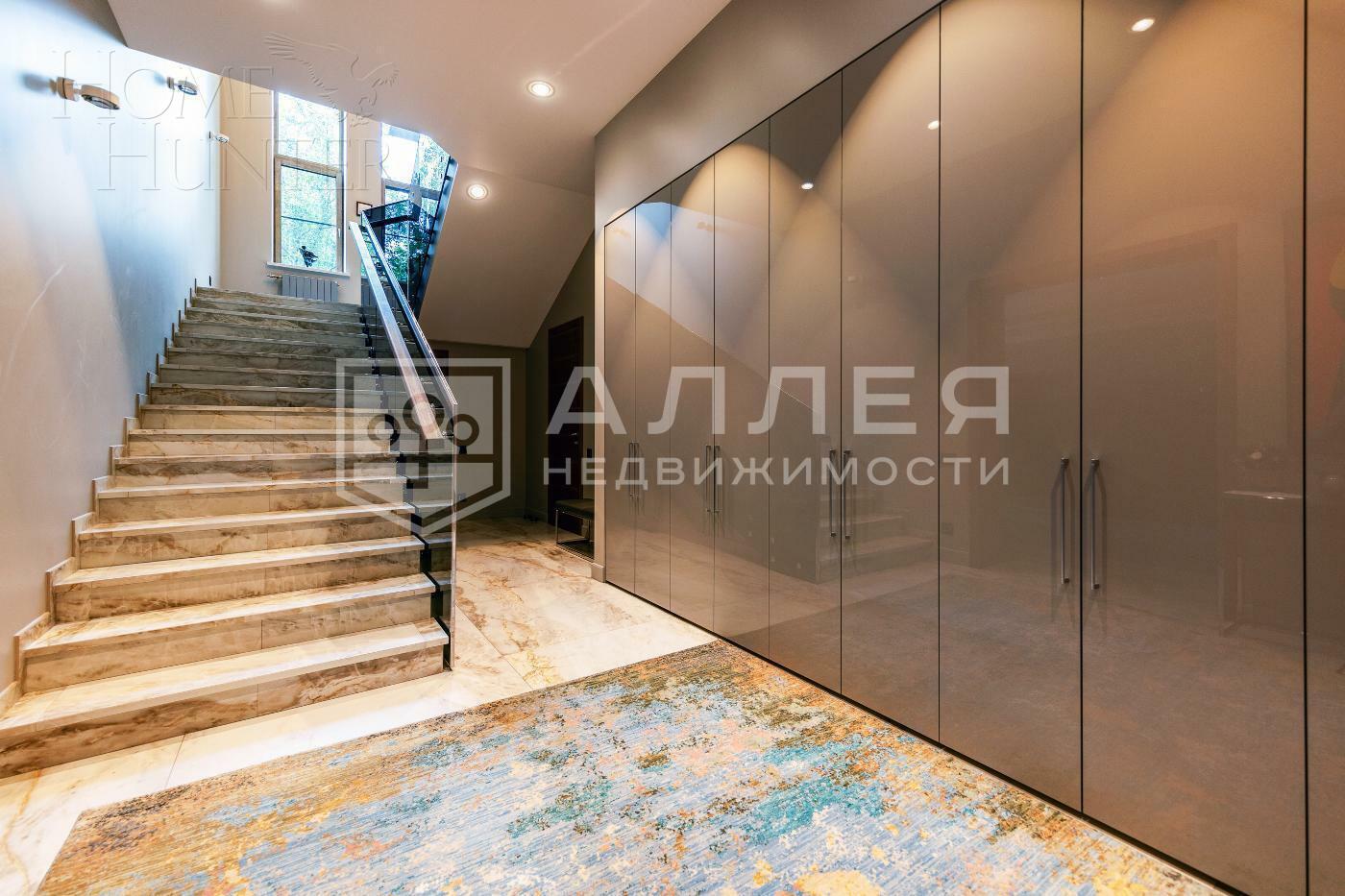 2-этажный коттедж 440 м² с отделкой