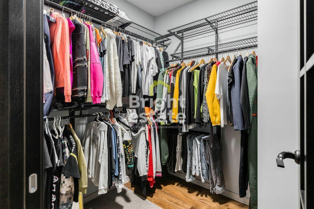 3-КОМН. КВАРТИРА С ОТДЕЛКОЙ 120.5 М² НА 1 ЭТАЖЕ