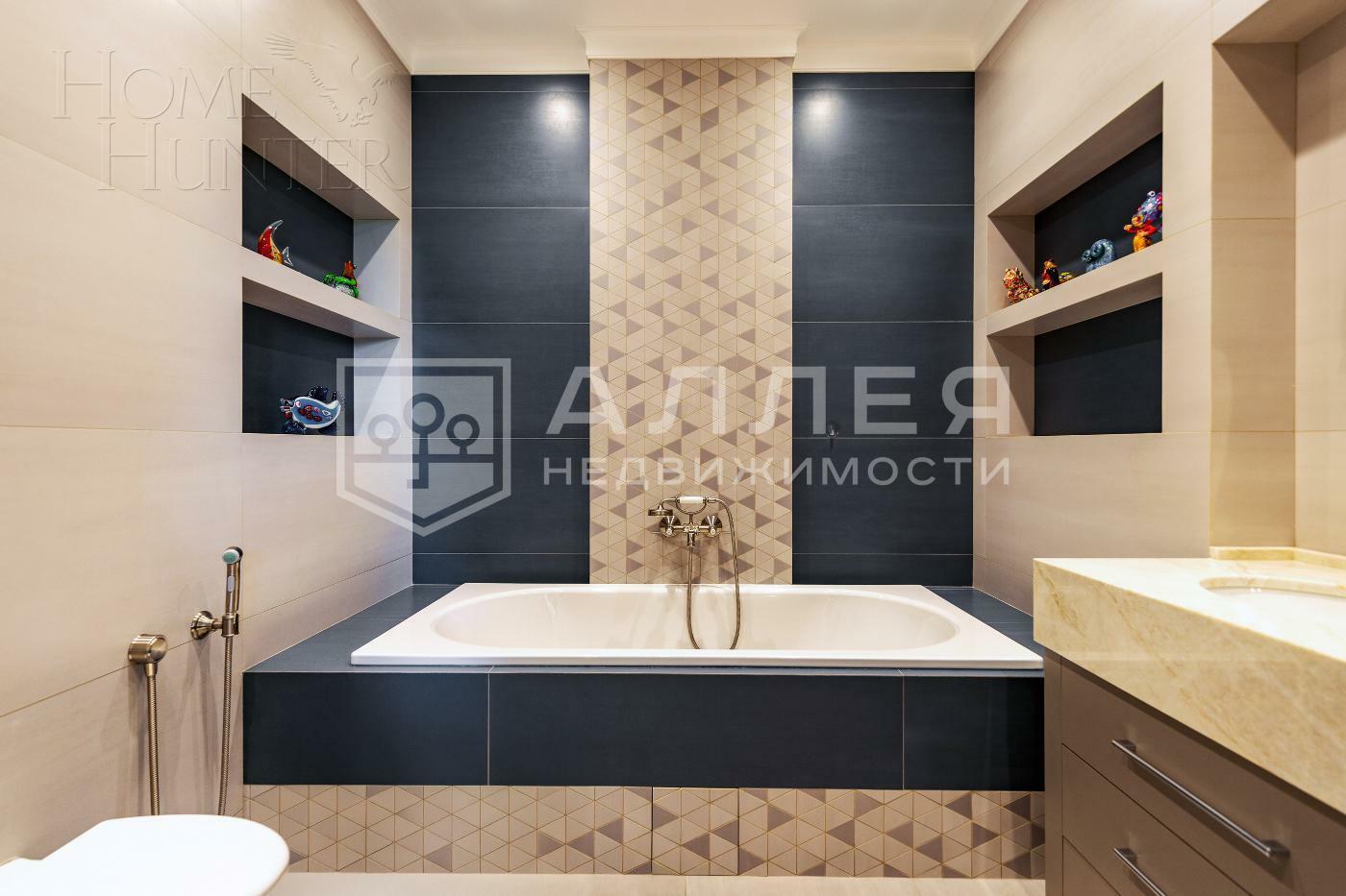 2-этажный коттедж 440 м² с отделкой