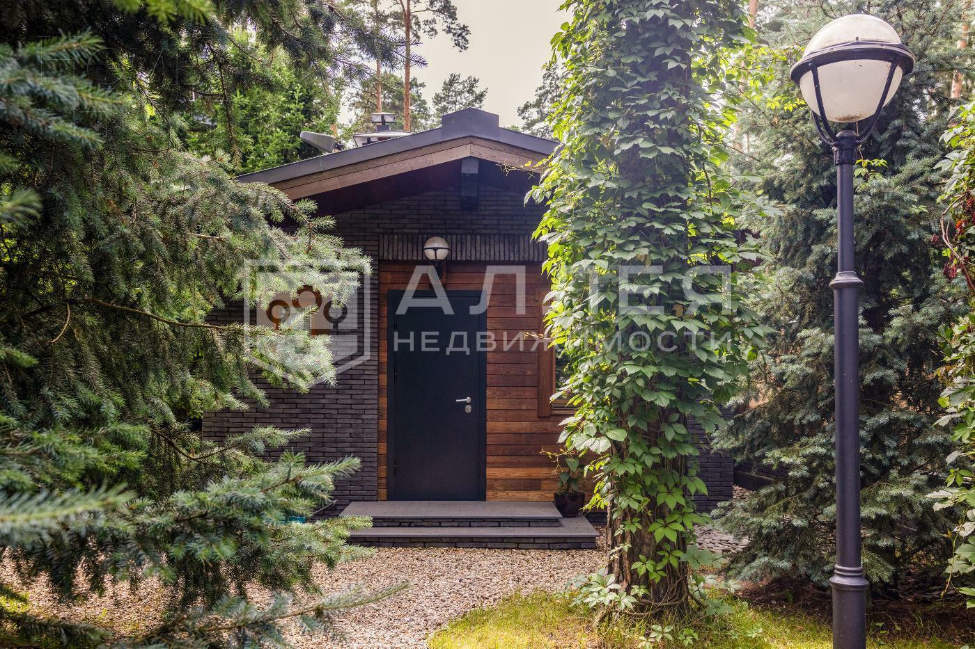 2-этажный коттедж 440 м² с отделкой