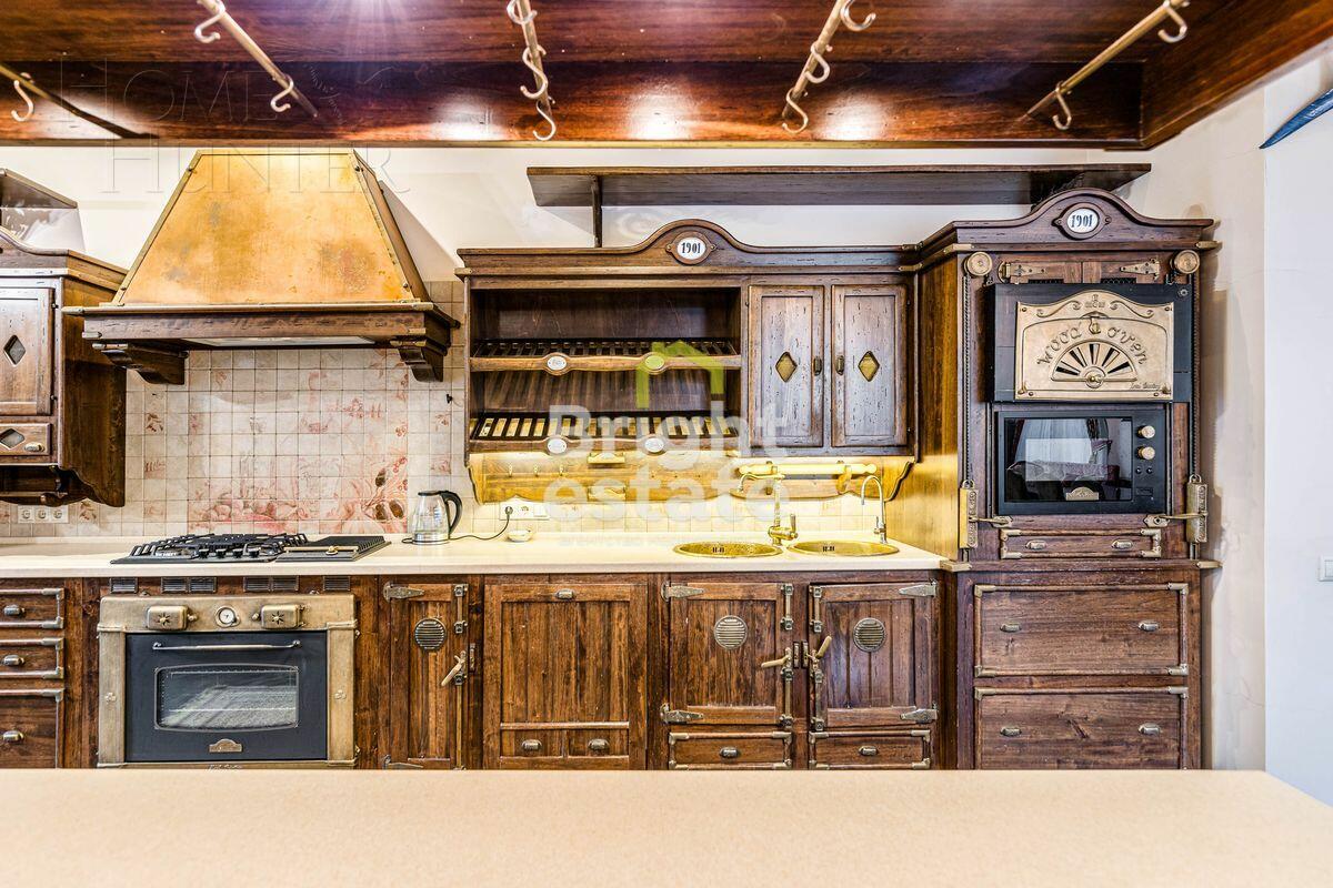 1-этажный коттедж 600 м² с отделкой