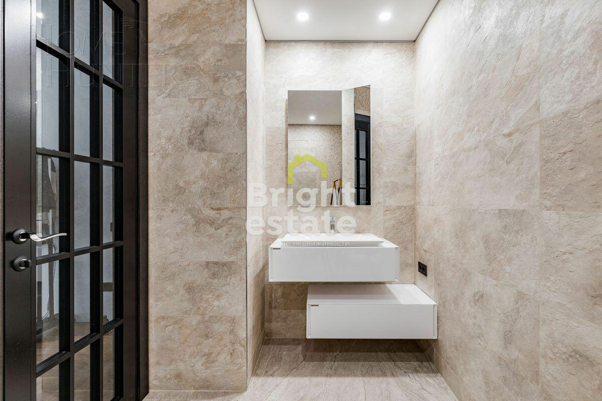 3-КОМН. КВАРТИРА С ОТДЕЛКОЙ 120.5 М² НА 1 ЭТАЖЕ