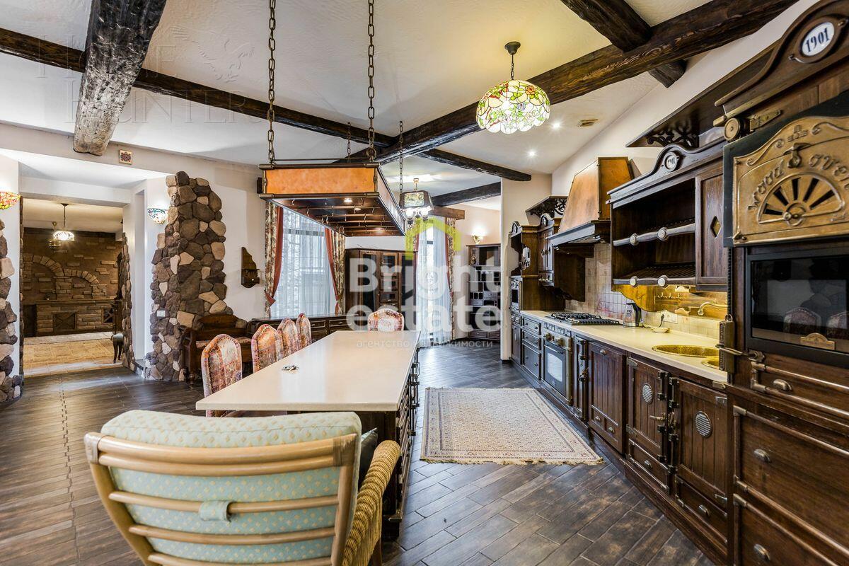 1-этажный коттедж 600 м² с отделкой