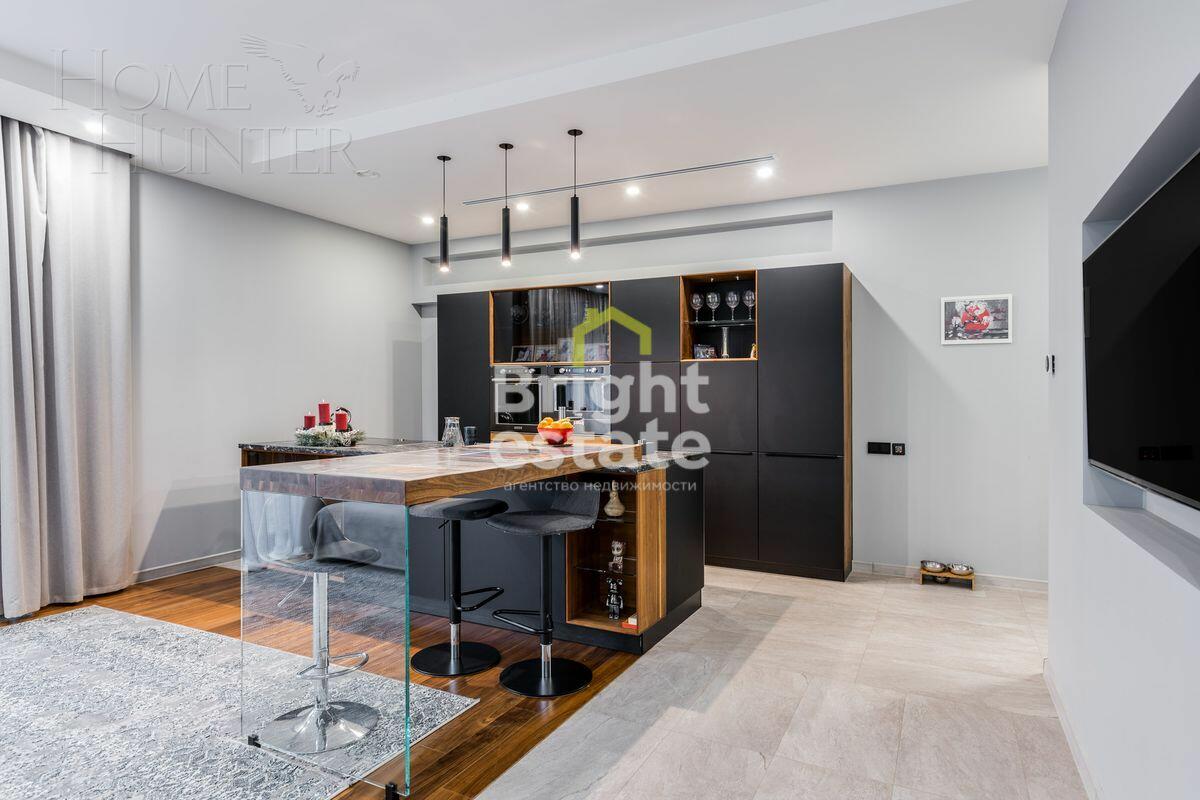 3-КОМН. КВАРТИРА С ОТДЕЛКОЙ 120.5 М² НА 1 ЭТАЖЕ