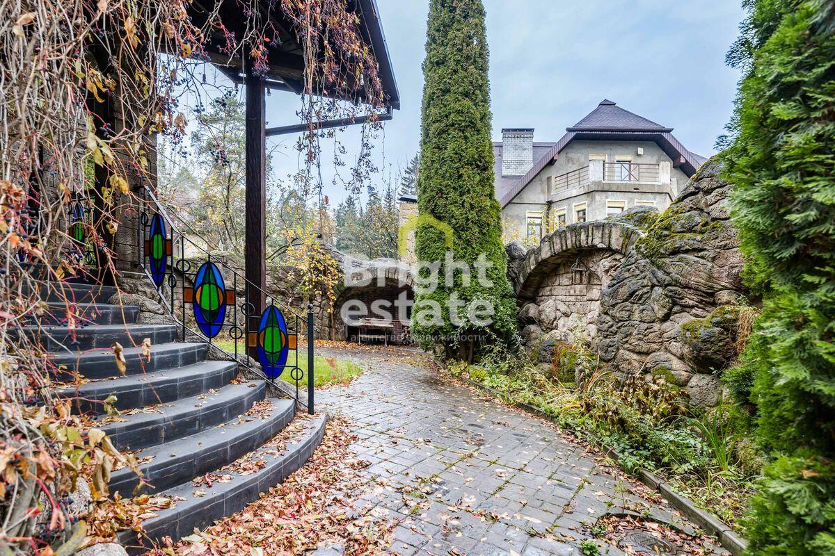 1-этажный коттедж 600 м² с отделкой