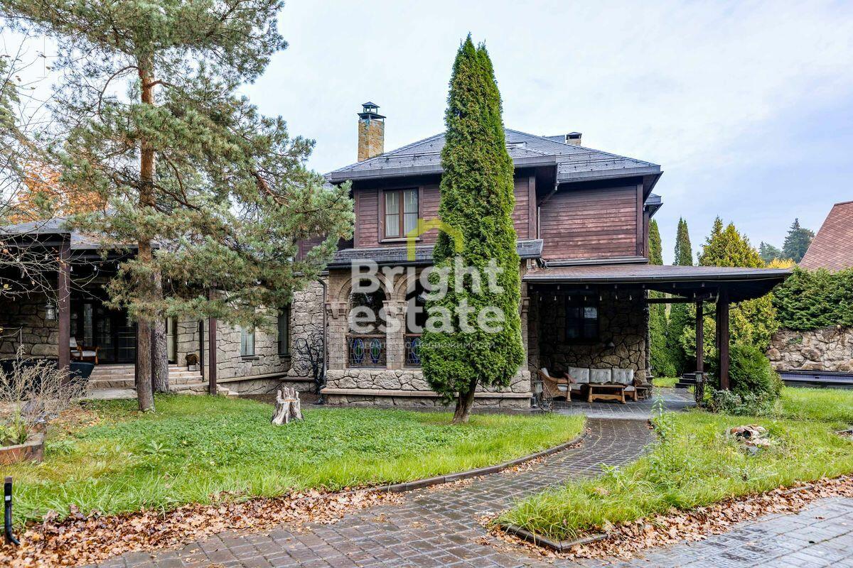 1-этажный коттедж 600 м² с отделкой