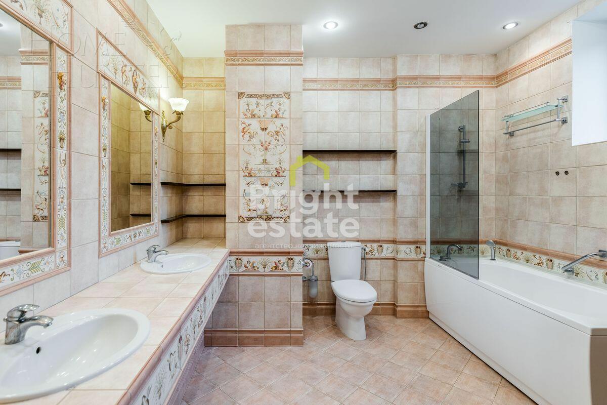 1-этажный коттедж 600 м² с отделкой