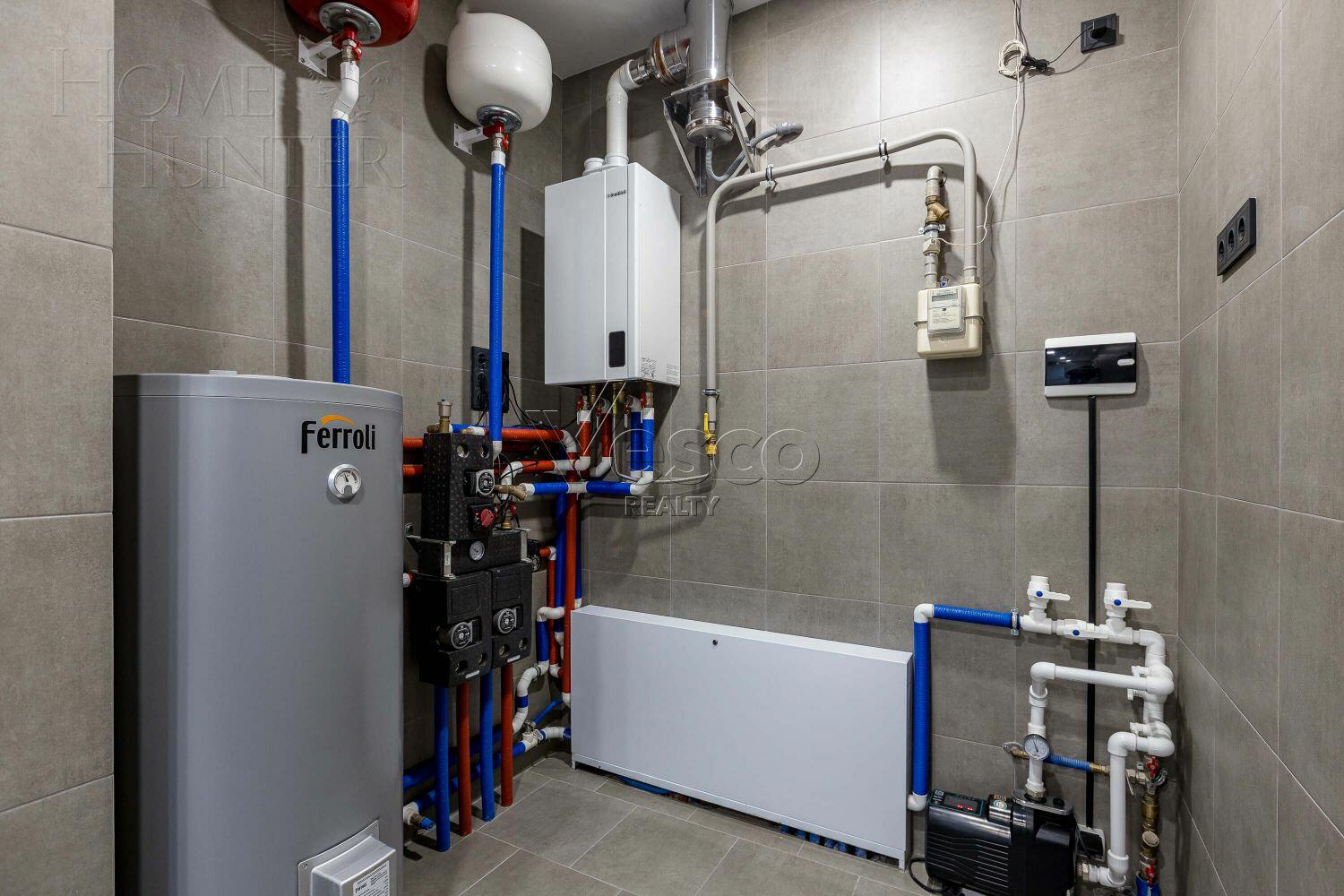 2-этажный коттедж 335 м² с отделкой