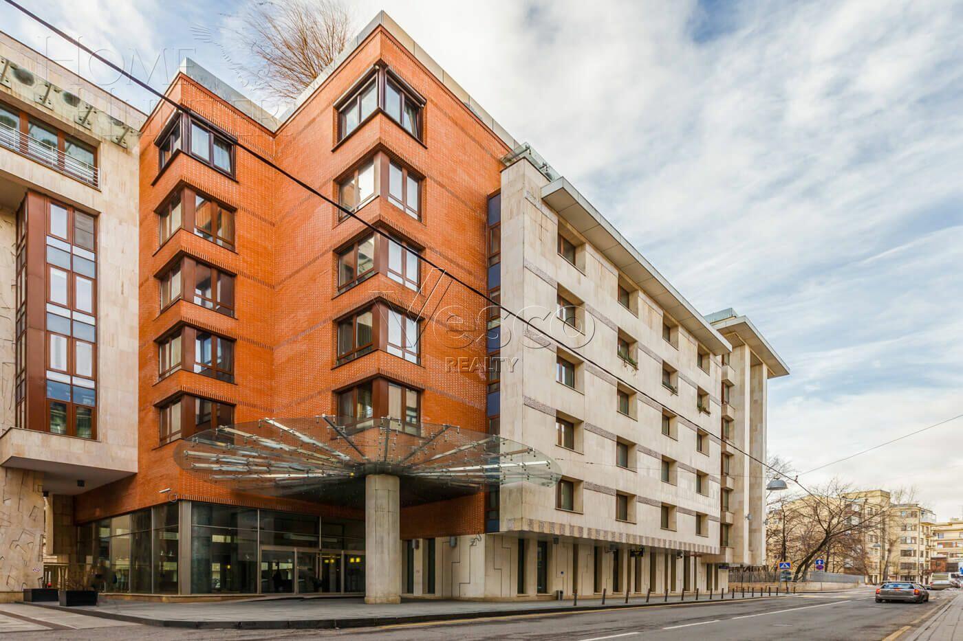 5-КОМН. КВАРТИРА С ОТДЕЛКОЙ 214.2 М² НА 2 ЭТАЖЕ