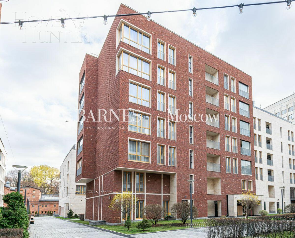 2-УРОВНЕВЫЙ ТАУНХАУС С ОТДЕЛКОЙ 236 М² НА 1 ЭТАЖЕ