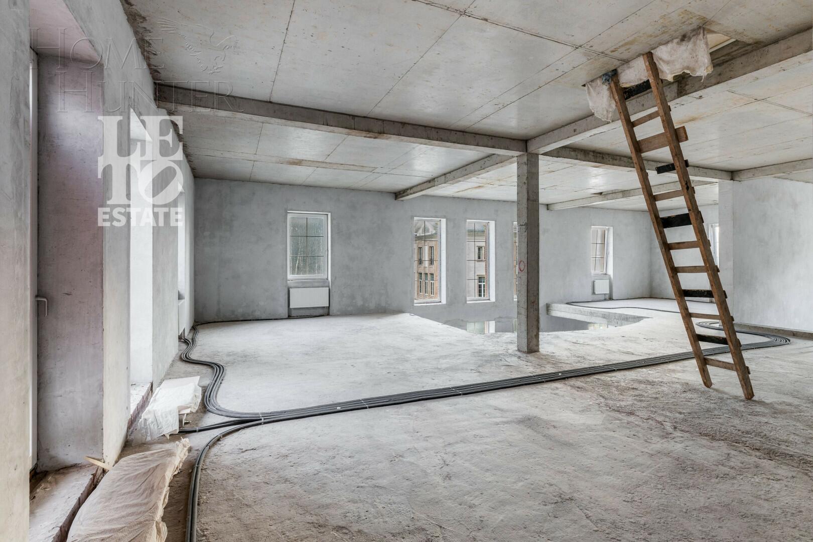 2-этажный коттедж 1 320 м² без отделки