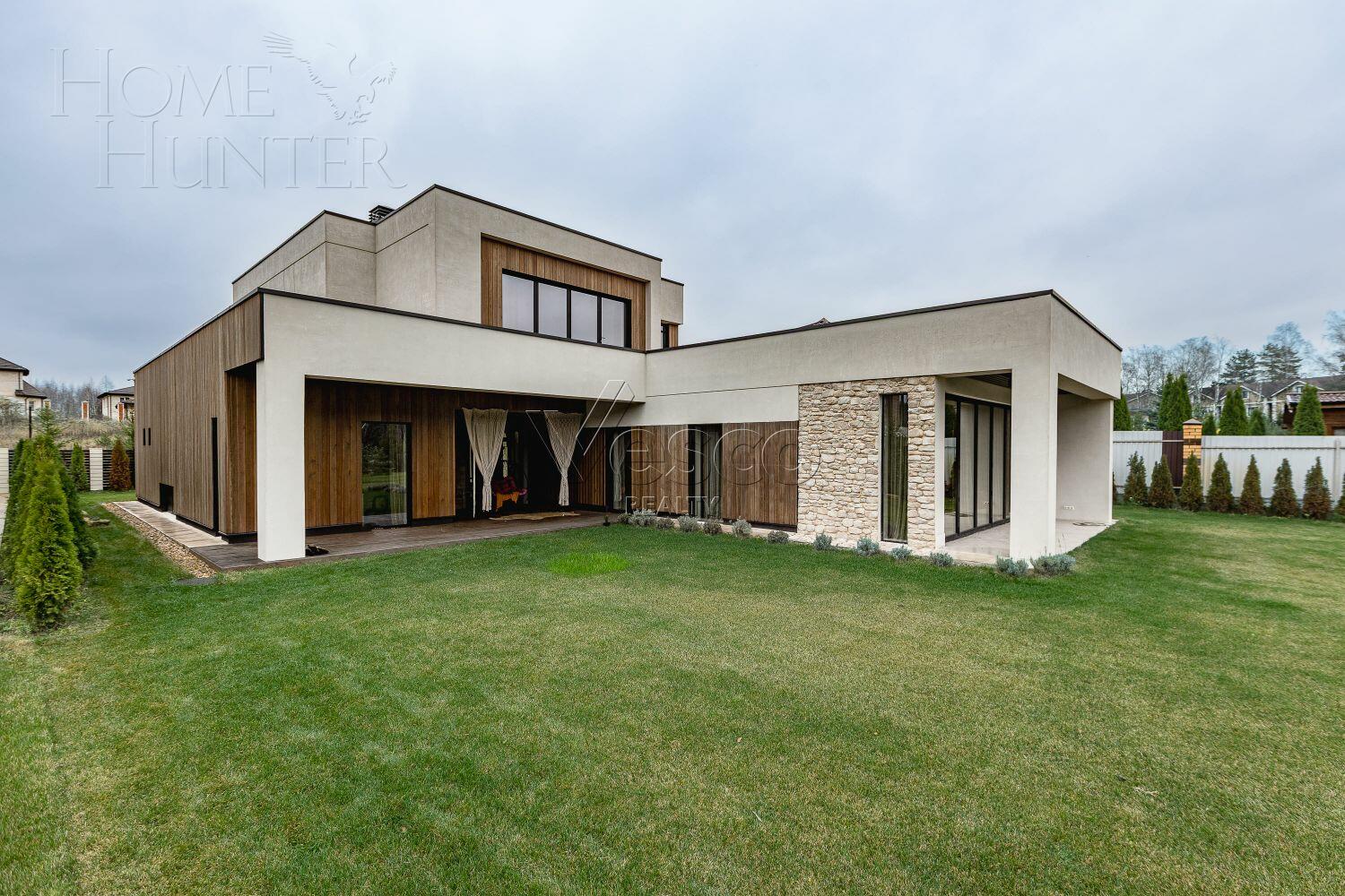 2-этажный коттедж 348 м² с отделкой