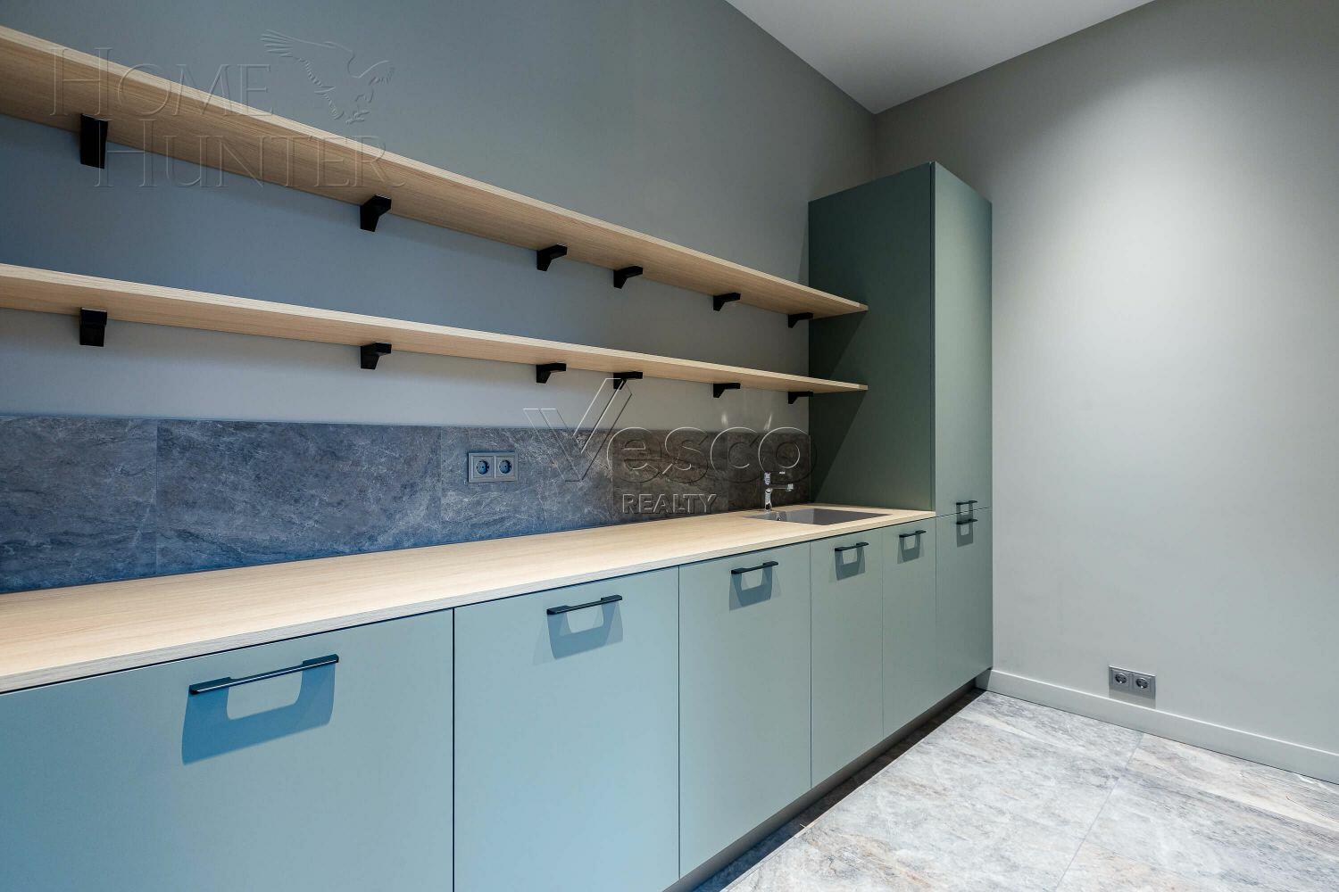 2-этажный коттедж 335 м² с отделкой