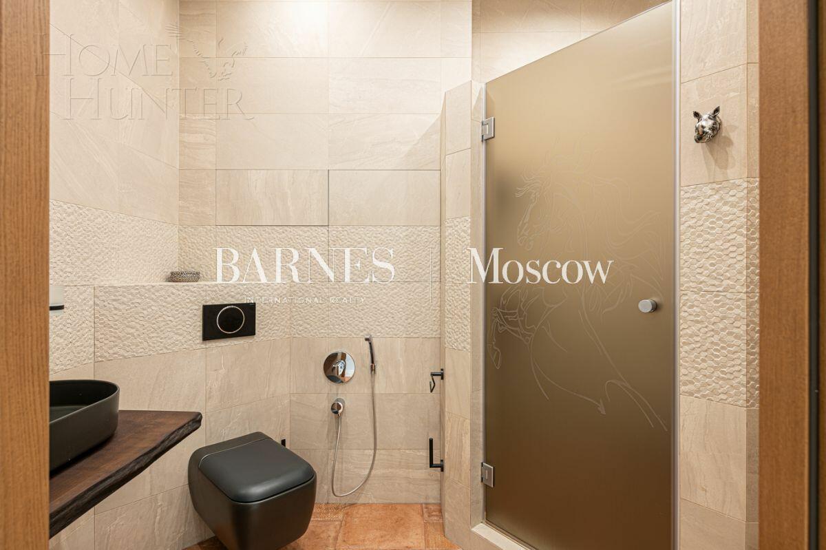 2-УРОВНЕВЫЙ ТАУНХАУС С ОТДЕЛКОЙ 236 М² НА 1 ЭТАЖЕ