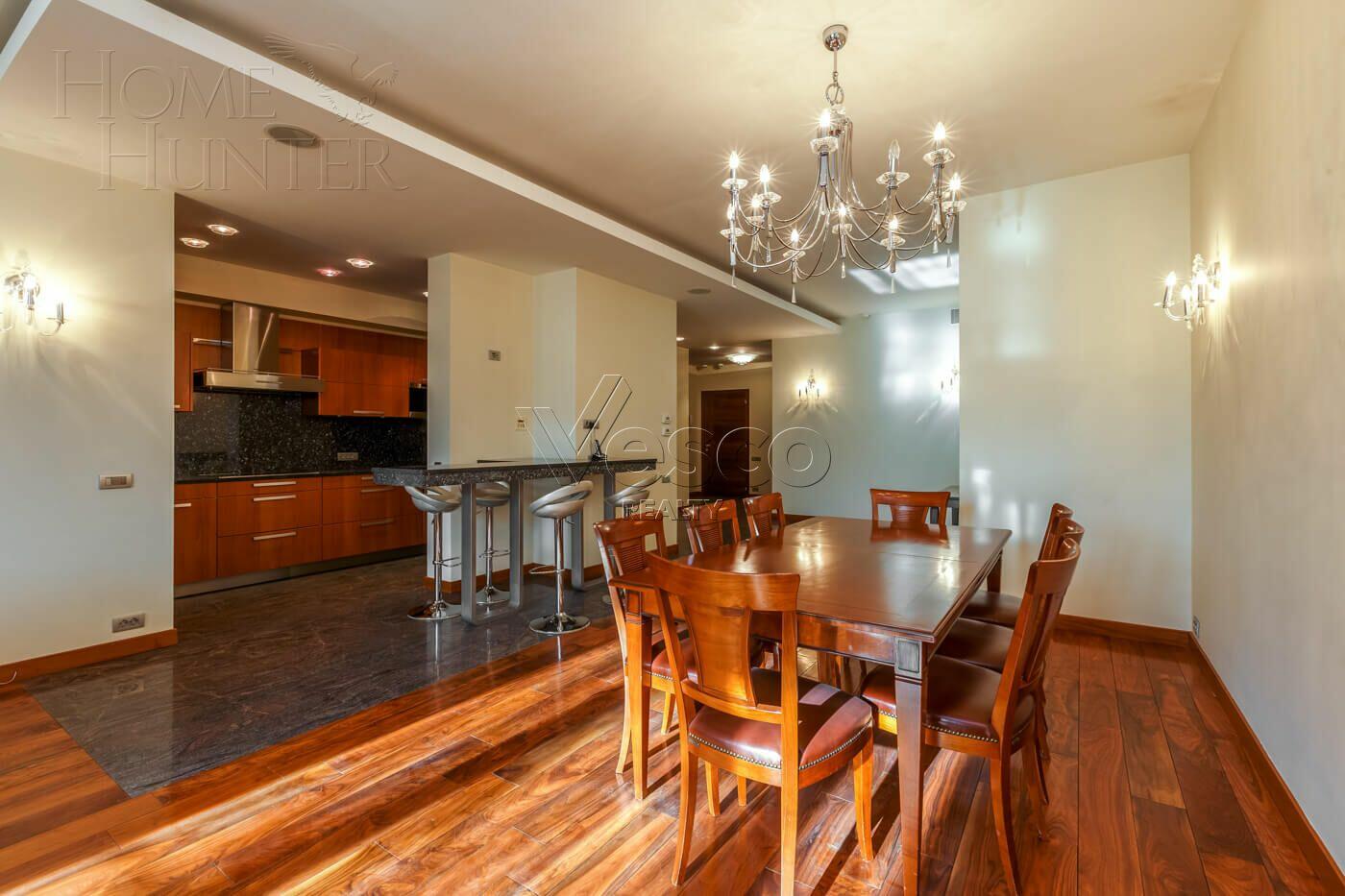 5-КОМН. КВАРТИРА С ОТДЕЛКОЙ 214.2 М² НА 2 ЭТАЖЕ