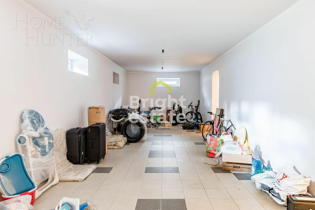 3-этажный коттедж 380 м² с отделкой