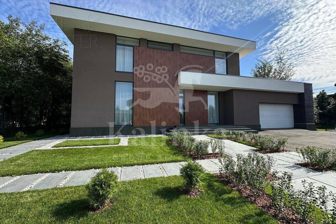 2-этажный коттедж 542 м² с отделкой